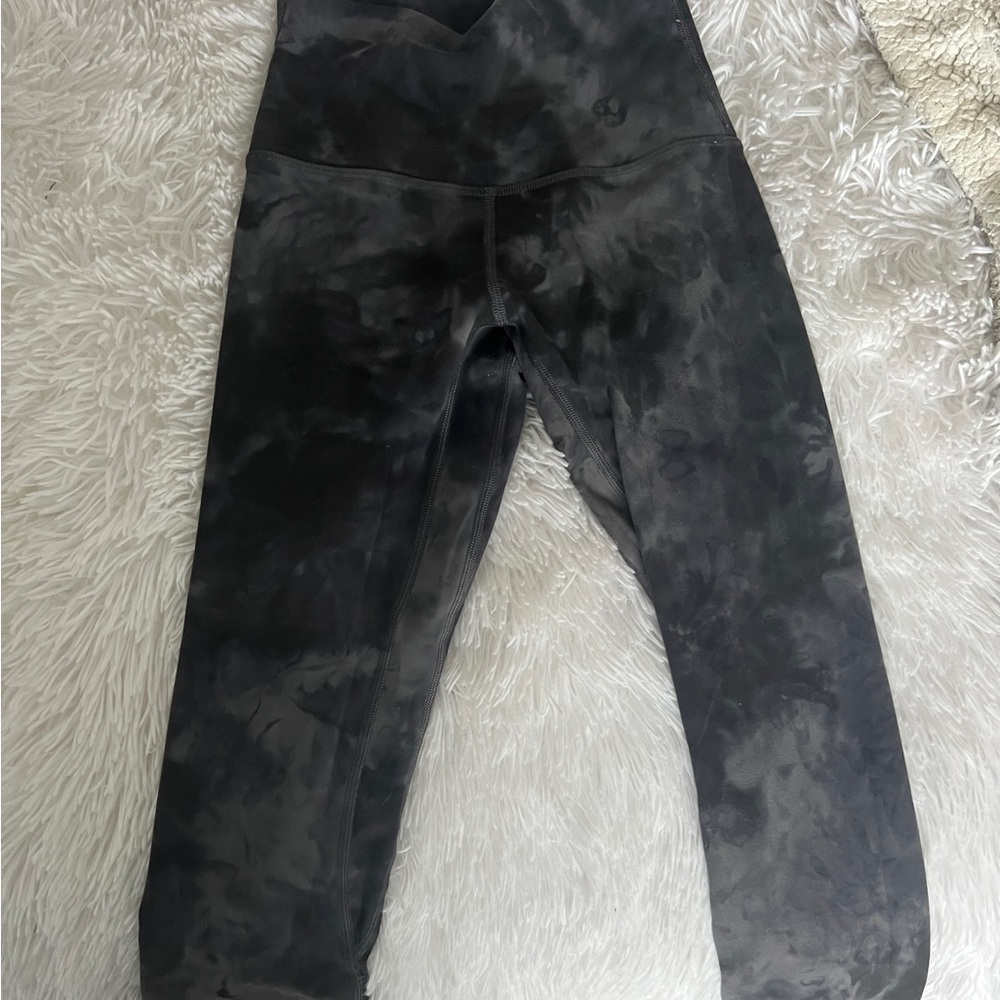 Lululemon leggings size 0